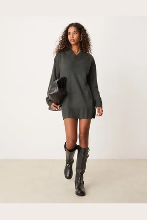 Glamorous Rib v neck slouchy sweater dress in charcoal knit