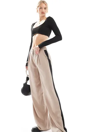 ASOS ASOS DESIGN Tall pleat detail contrast panel pants in mocha