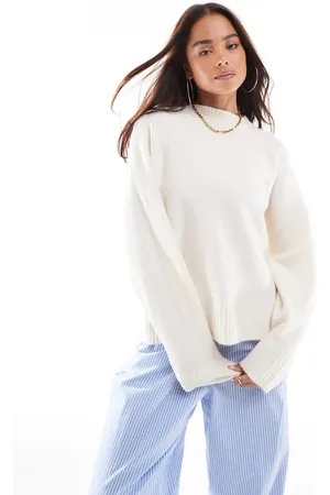 VERO MODA Soft o-neck sweater in cream