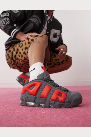 Nike Air More Uptempo Low sneakers in and red