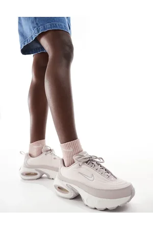 Nike Air Max Portal sneakers in
