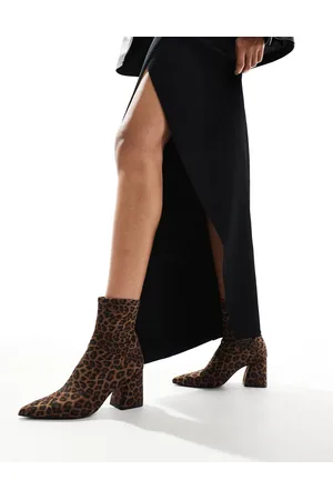 Stradivarius Heeled ankle boots in leopard