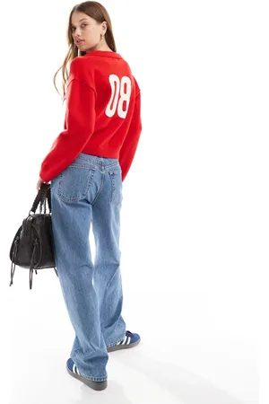 Cotton On Cotton On knit v neck polo sweater with back graphic in