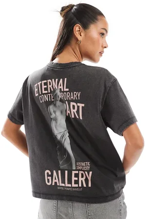 ONLY Boxy fit t-shirt with gallery back print in washed