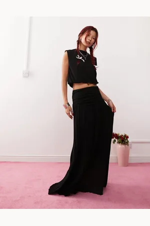 Lioness Pleated drop waist knit maxi skirt in - part of a set