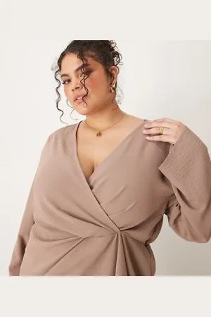ASOS ASOS DESIGN Curve long sleeve wrap detail top in