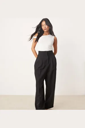 Miss Selfridge Tailored barrel leg pants in