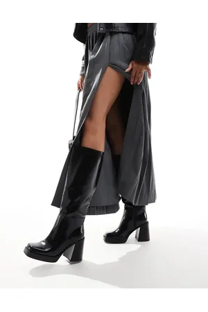 Stradivarius Square toe heeled boots in