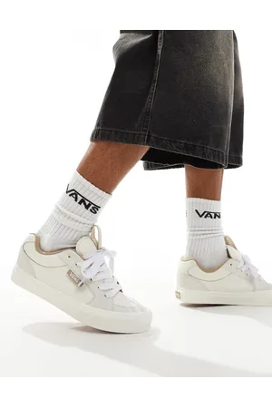Vans Chukka Push sneakers with details in cream