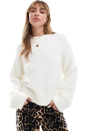 Miss Selfridge Oversized lash sweater in cream