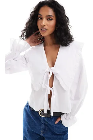 ASOS Oversized collar fitted shirt in