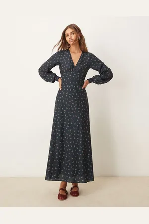 Glamorous V neck maxi dress in pink ditsy floral