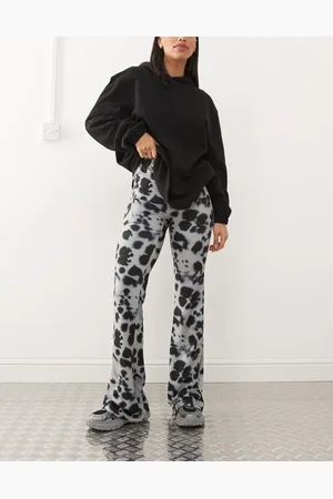 Noisy May Jersey flare pants in distorted print