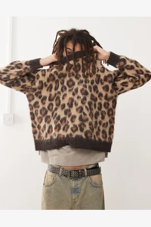 Reclaimed Sweater in leopard print