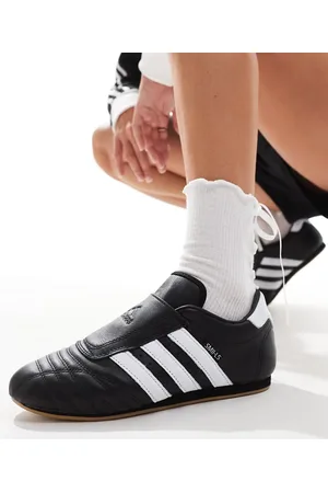 adidas Taekwondo sneakers in and white