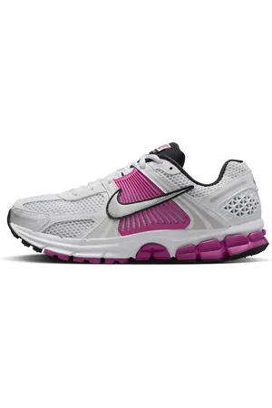 Nike Zoom Vomero 5 sneakers in and purple