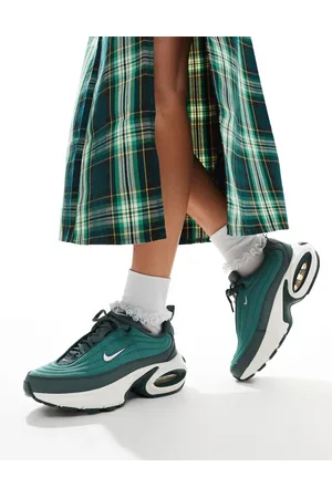 Nike Air Max Portal sneakers in and white