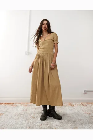 Reclaimed Maxi dress with puff sleeves and ruched bodice in antique cream