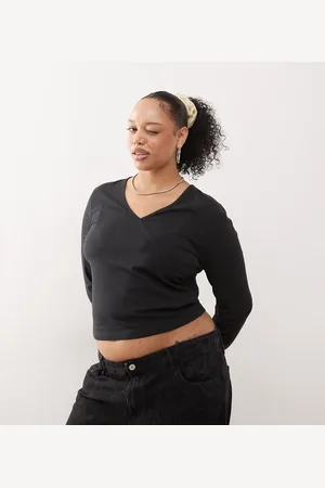 COLLUSION Plus v-neck long sleeve top in