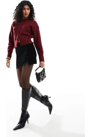 Miss Selfridge Velvet rib notch mini skirt in