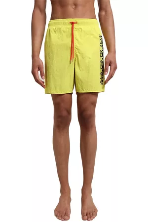 Shorts de color amarillo para hombre 