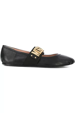 Moschino Flats con letras del logo