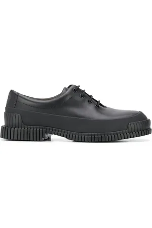 Camper Zapatos con suela dentada