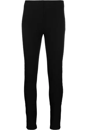 Joseph Leggins ajustados con tiro alto