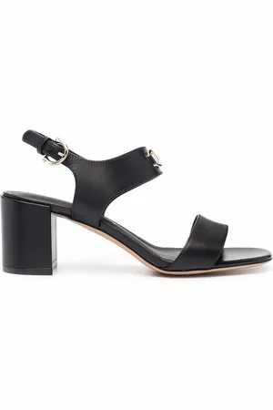 Salvatore Ferragamo Sandalias con placa Gancini