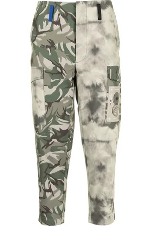 Ports V Pantalones tapered con estampado militar