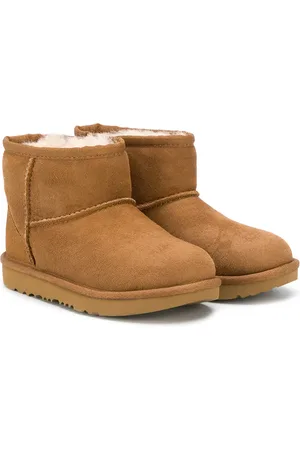 UGG Botas Classic Mini II