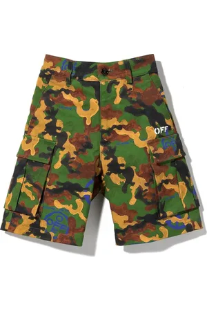 OFF-WHITE Shorts con estampado militar