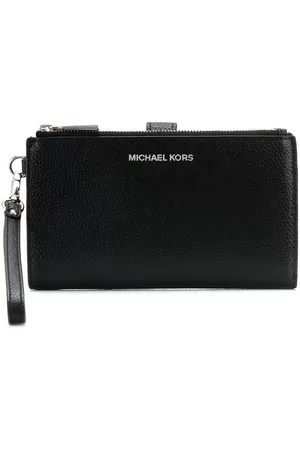 Michael Kors Cartera con bolsillo para teléfono y correa de muñeca