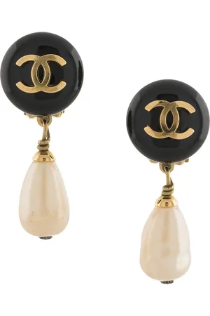 CHANEL Aretes de clip con logo CC 1994