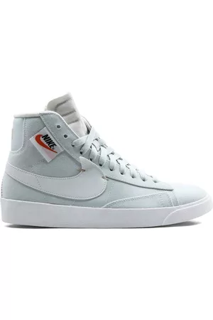 Nike Tenis WMNS Blazer Rebel