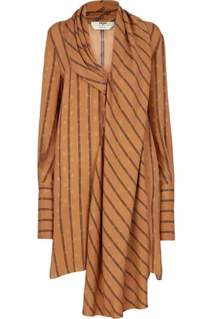 Fendi Vestido Karligraphy