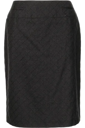 CHANEL Falda lápiz con motivo de rombos 2004