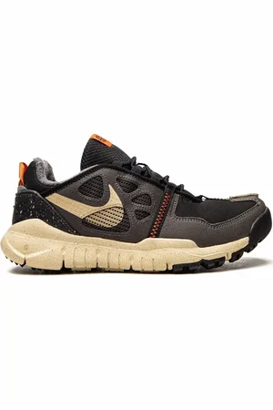 Nike Tenis bajos Free Terra Vista