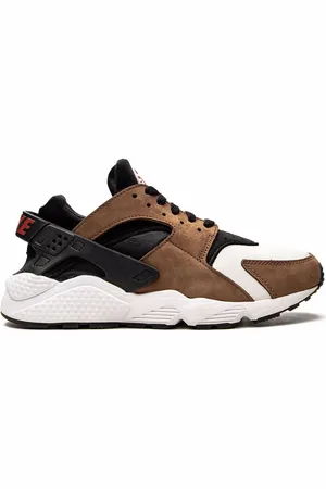 Nike Tenis Air Huarache LE