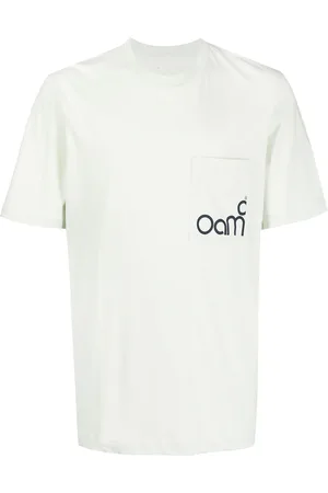 OAMC Playera con bolsillo de parche y logo