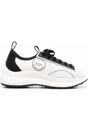 Nº21 Tenis bajos Bonnie