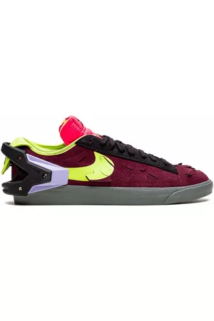 Nike Tenis Blazer Low "Night Maroon" de x Acronym
