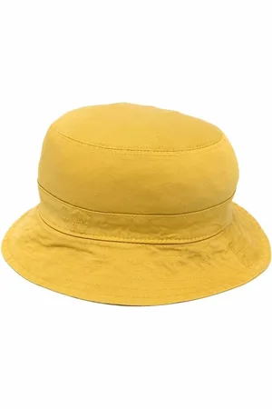 Il gufo Gorro de pescador con ala curva