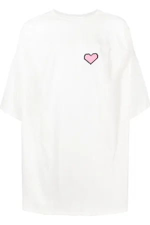 Natasha Zinko Playera Pixel Heart