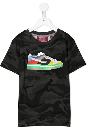 MOSTLY HEARD RARELY SEEN Playera Low Cowboy estampada