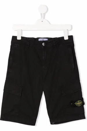 Stone Island Shorts tipo cargo con parche del logo