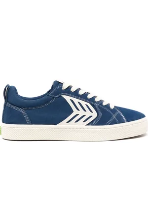 CARIUMA Tenis bajos con gamuza
