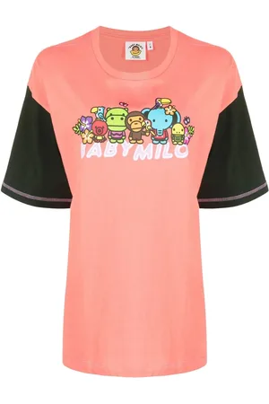 A Bathing Ape Playera con diseño color block y logo estampado