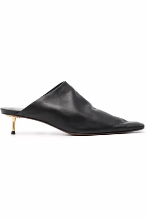 Nanushka Mules con puntera cuadrada