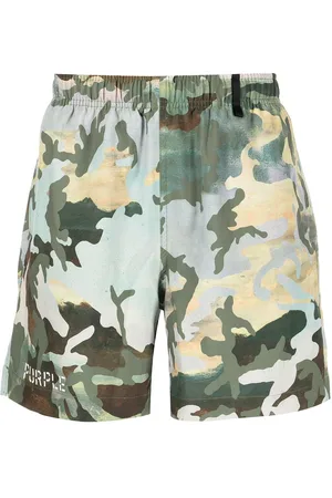 Purple Brand Shorts de playa con estampado militar